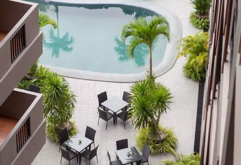 酒店 Golden Tulip Essential Pattaya