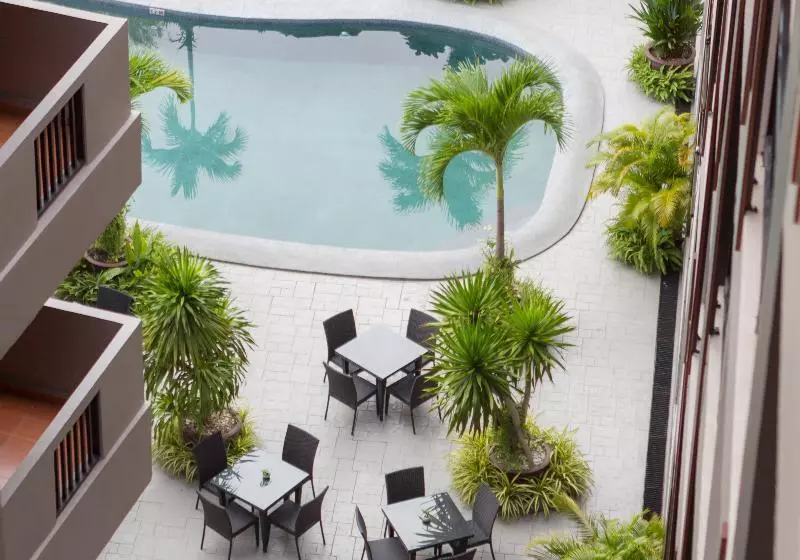 酒店 Golden Tulip Essential Pattaya