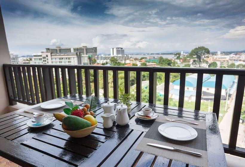 酒店 Golden Tulip Essential Pattaya