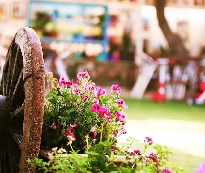 Gumuldur Mavi Deniz Otel