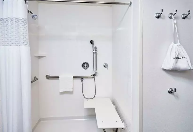 Отель Hampton Inn Fond Du Lac