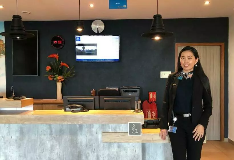 هتل Ibis Budget Aéroport Lyon Saint Exupéry