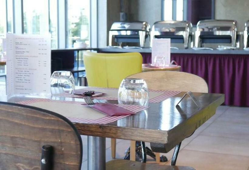 בית מלון כפרי Ibis Budget Aéroport Lyon Saint Exupéry