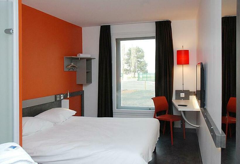 בית מלון כפרי Ibis Budget Aéroport Lyon Saint Exupéry