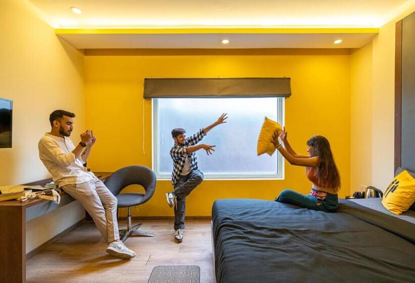 فندق The Hosteller Bangalore, Brigade Road