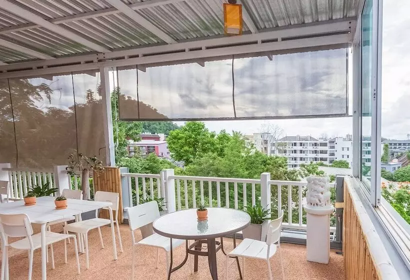 هتل Little Home Ao Nang