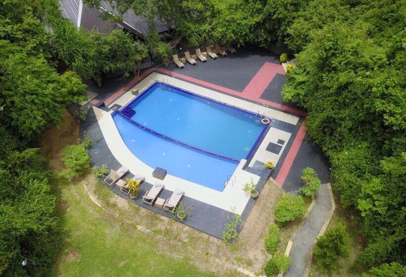 Hotel Nice Place Resort