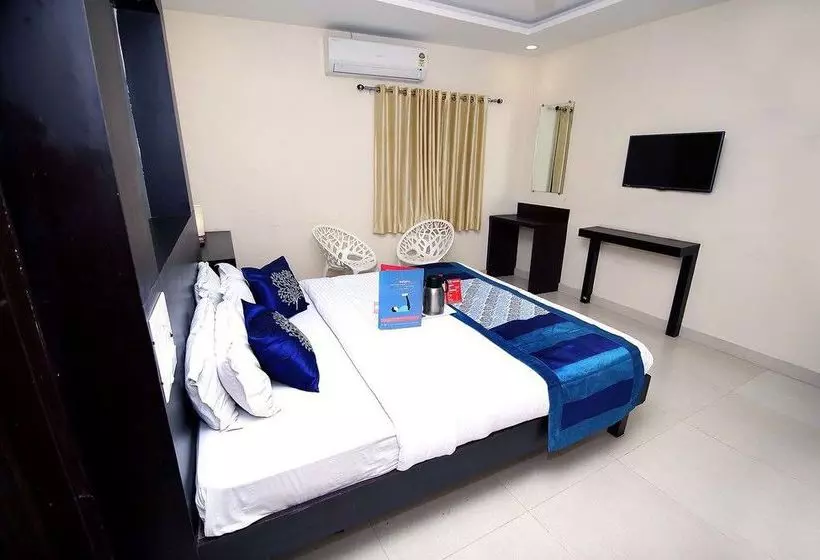 هتل Oyo Rooms Railway Station Raipur