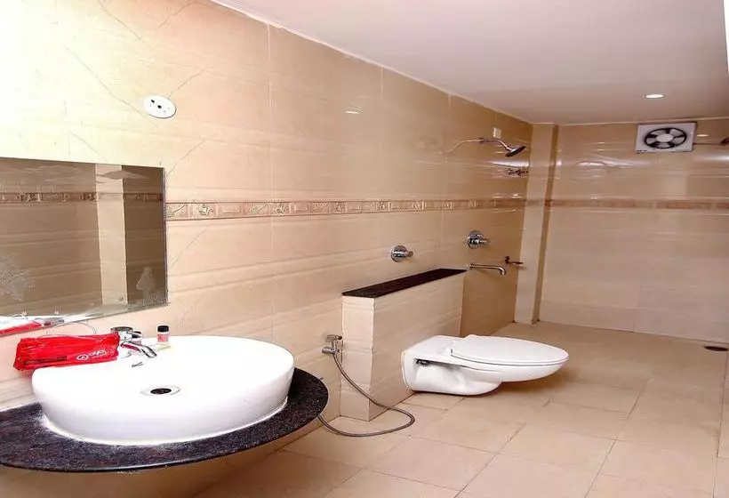 هتل Oyo Rooms Railway Station Raipur