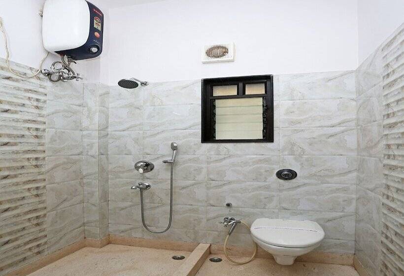 ホテル Oyo Rooms Salt Lake Sector 1 Tank No 2