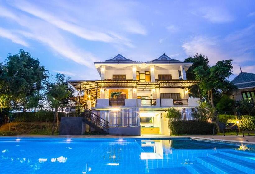 فندق Paiviengfah Resort