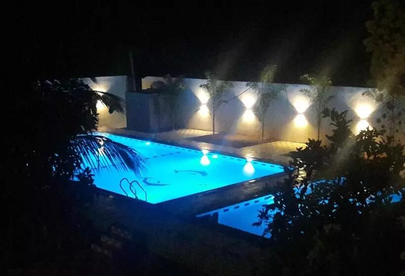 هتل Peacock Reach