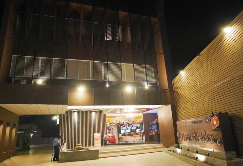 هتل Portrait Pranburi