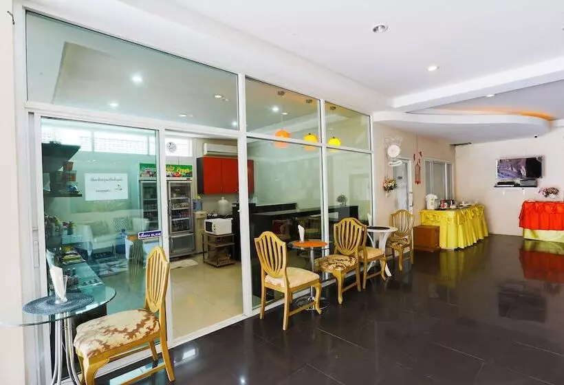 Hotel Portrait Pranburi