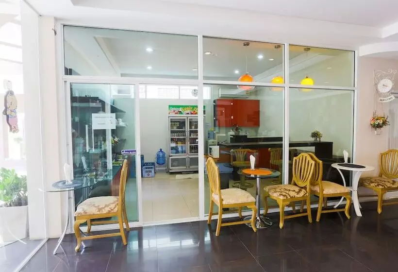 Hotel Portrait Pranburi