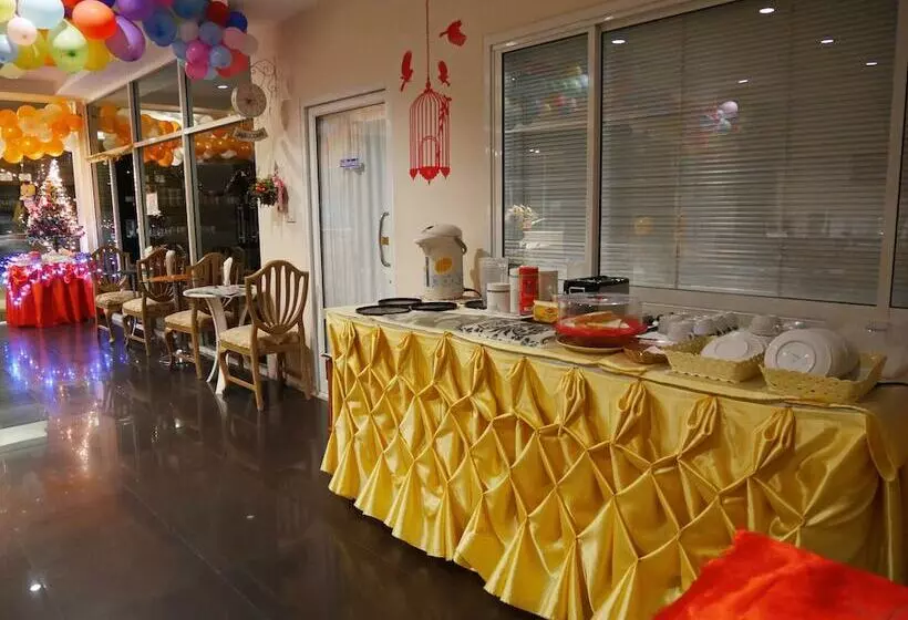 Hotel Portrait Pranburi