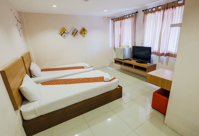 هتل Portrait Pranburi