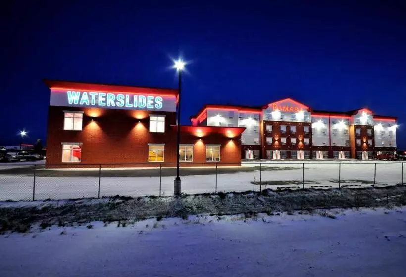 Hotel Ramada By Wyndham Emerald Park/regina East