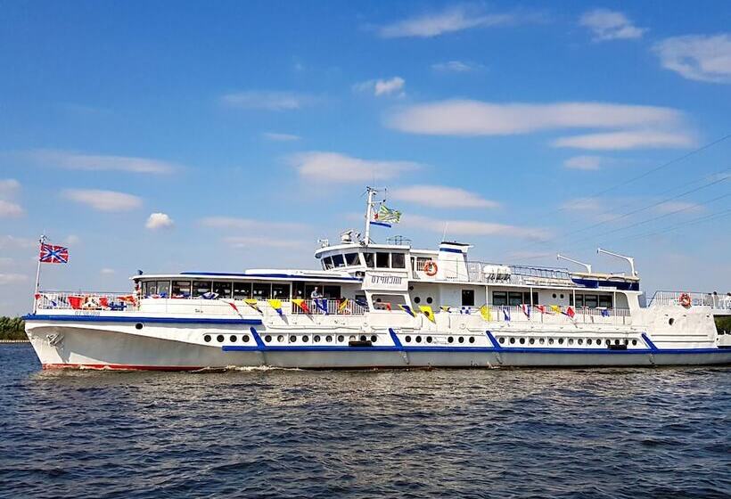 Отель Vodnik Club