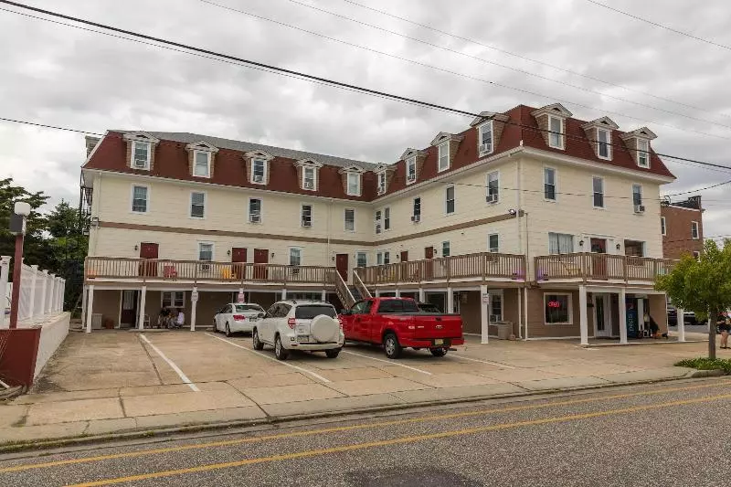 Отель Wildwood Inn, A Travelodge By Wyndham