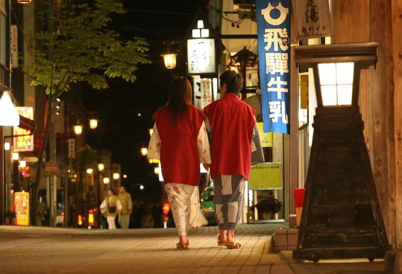 בית מלון כפרי Ooedo Onsen Monogatari Gero Bekkan