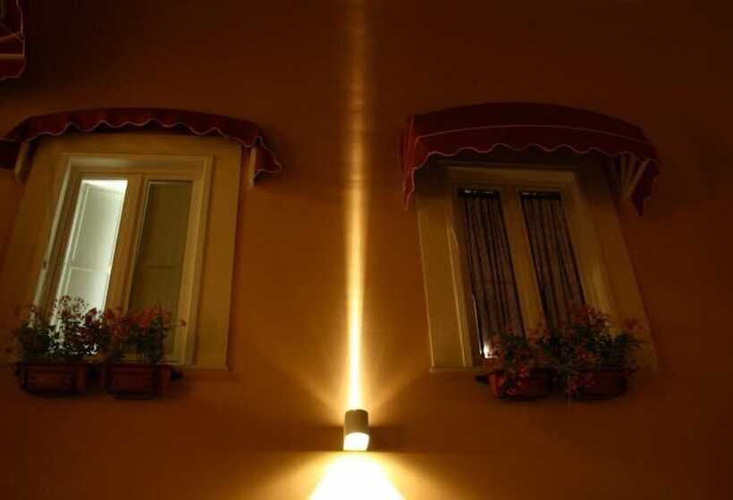 פנסיון San Leucio Resort