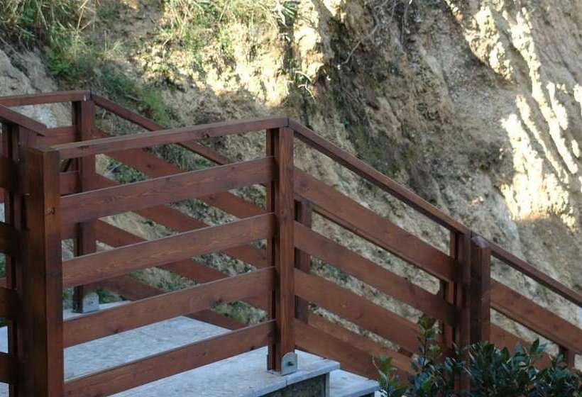 פנסיון San Leucio Resort