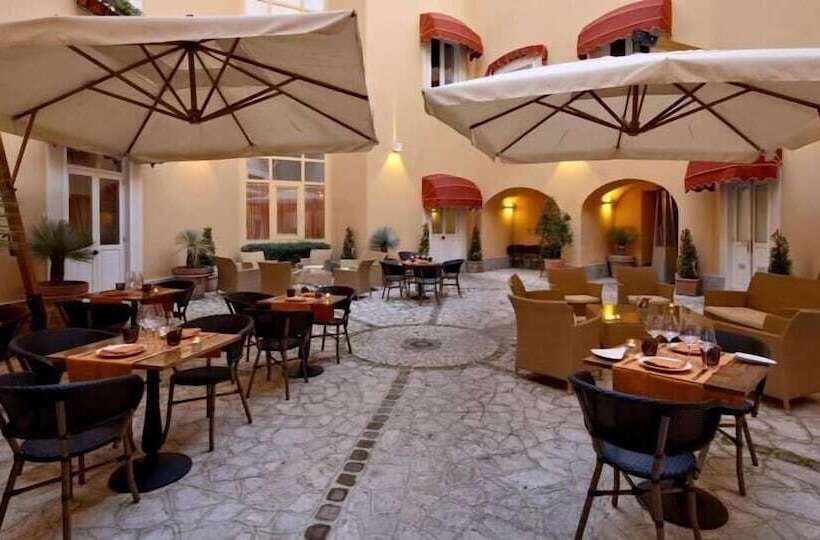 פנסיון San Leucio Resort