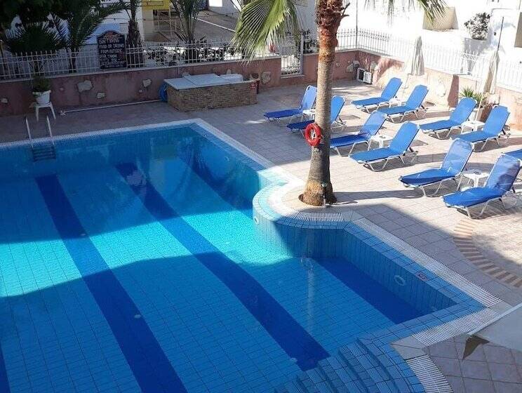 Semiramis Apartments By Estia