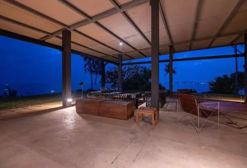 Redcliffs By The Serendipity Collection