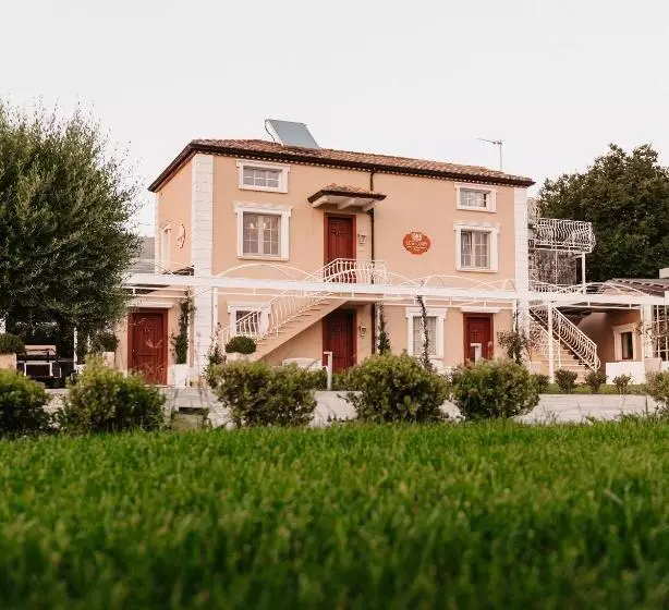 ベッドアンドブレックファースト Ca  Del Conte   Maison De Charme