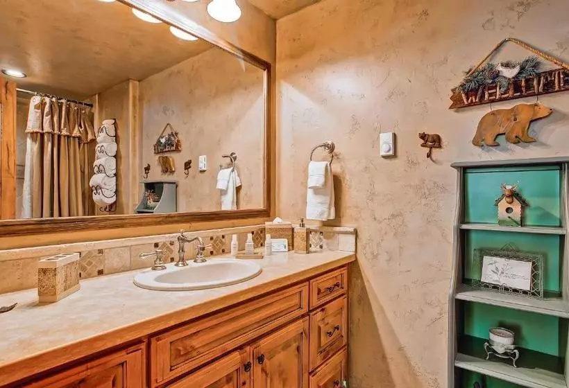 202 Highlands Slopeside