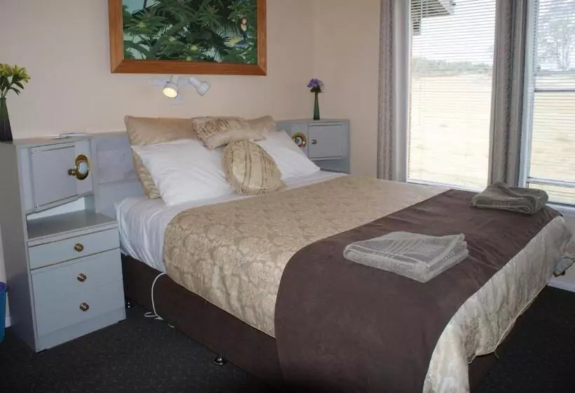 בית מלון כפרי Aaa Granary Accommodation