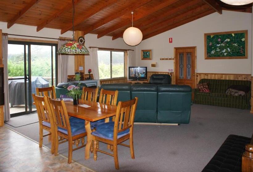 בית מלון כפרי Aaa Granary Accommodation