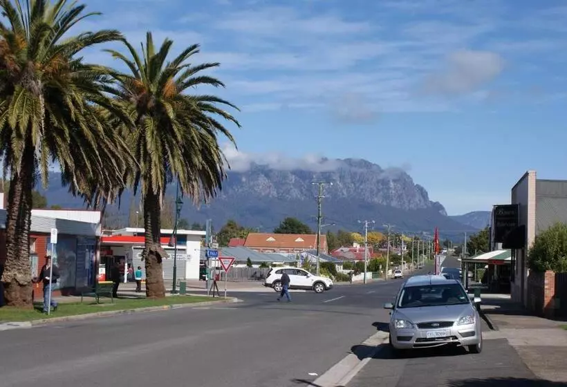 בית מלון כפרי Aaa Granary Accommodation