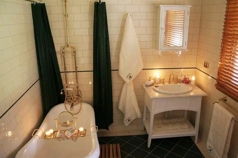 Отель Eleanor River Homestead