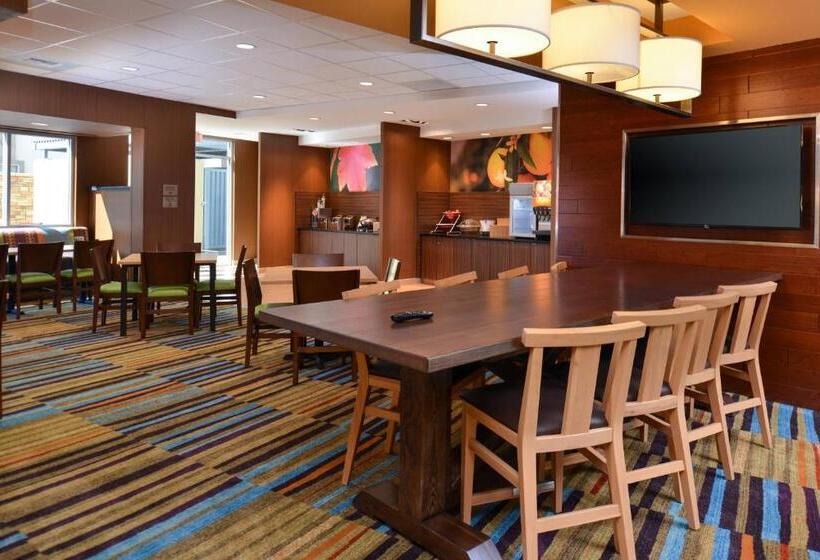 酒店 Fairfield Inn & Suites By Marriott Sacramento Airport Woodland