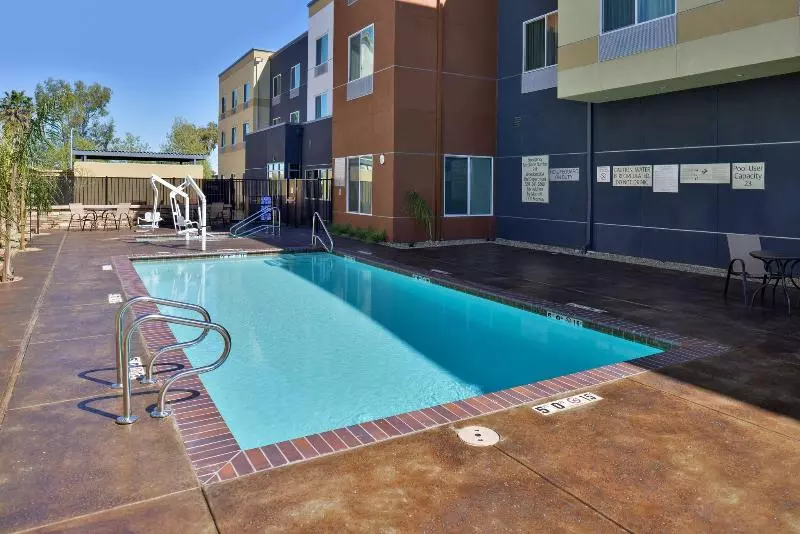 Hotelli Fairfield Inn & Suites By Marriott Sacramento Airport Woodland