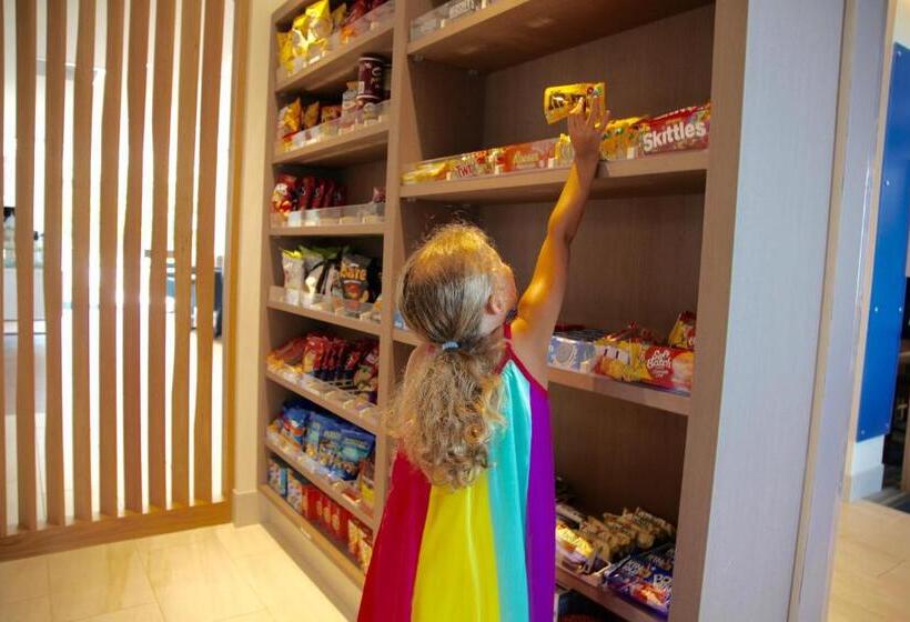 בית מלון כפרי Holiday Inn Express & Suites Oswego, An Ihg