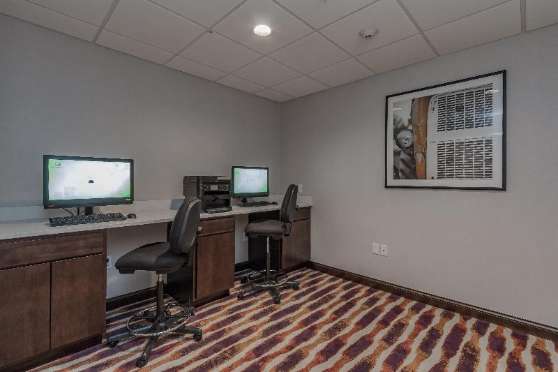 Otel Holiday Inn Mishawaka, An Ihg