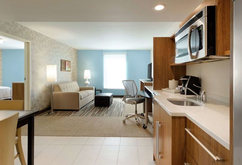 فندق Home2 Suites By Hilton Milwaukee Airport