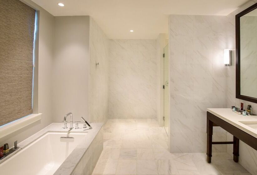 בית מלון כפרי Marriott Syracuse Downtown