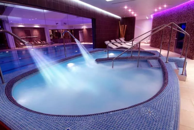 Parklands Hotel & Country Club