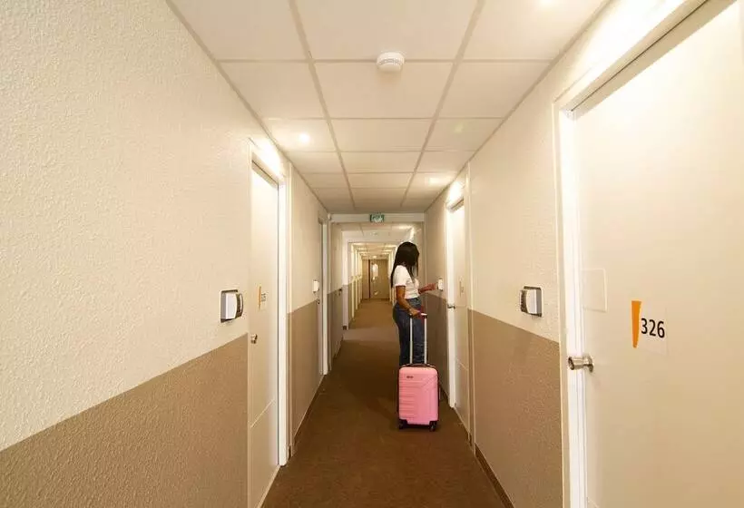 בית מלון כפרי Premiere Classe Angers Est St Barthelemy D Anjou