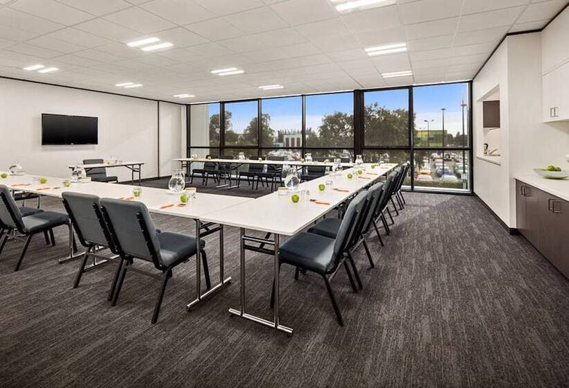 בית מלון כפרי Quest Bundoora