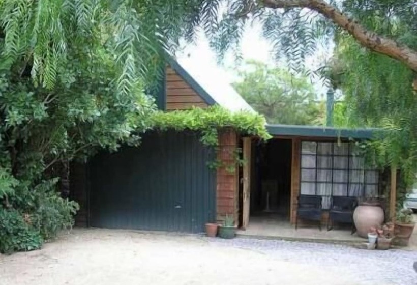 酒店 Red Brier Cottage Accommodation