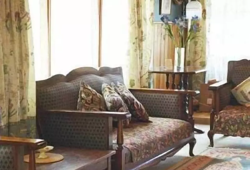 ホテル Red Brier Cottage Accommodation