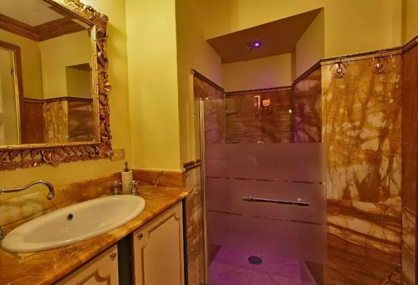 هتل Residenze Gregoriane   Residenza D Epoca