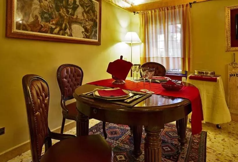 هتل Residenze Gregoriane   Residenza D Epoca