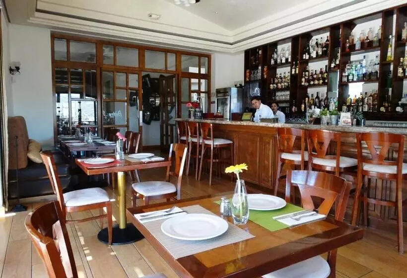 Отель Santuario Diegueno